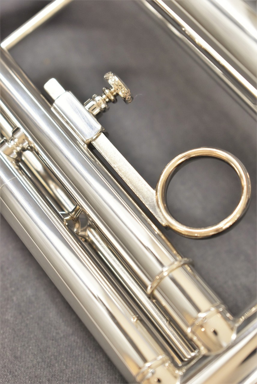 Bach ARISTOCRAT TR-600 ML トランペット ケース付属 Bach ARISTOCRAT TR-600 ML トランペット ケース付属 - メルカリ