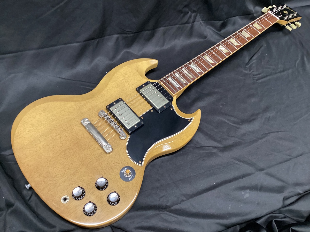 SGカスタムタイプギター SGカスタムタイプギター カスタム・ショップ・モデル | Gibson Japan
