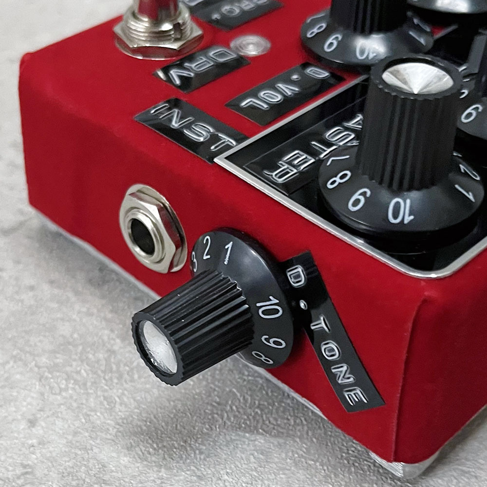 Shin's Music Bass Master Preamp Pro+ RED Velvet / Blk Panel / Num