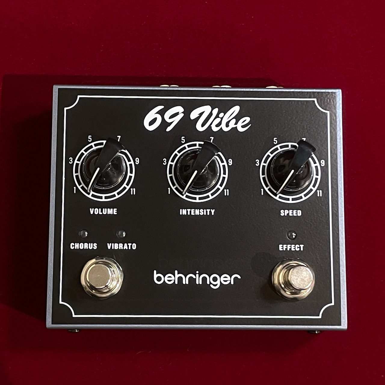 BEHRINGER 69 VIBE 【未展示在庫】（新品/送料無料）【楽器検索