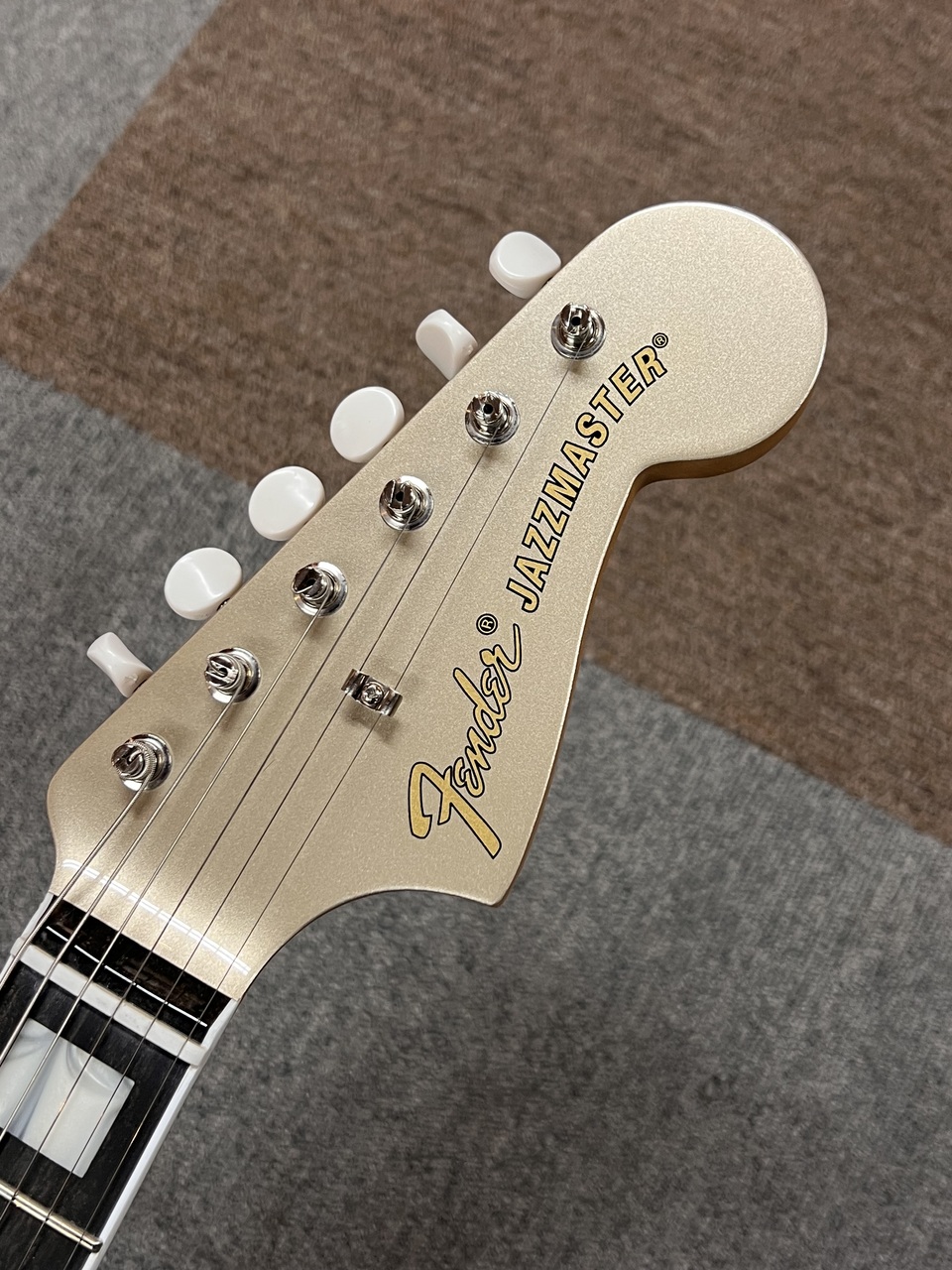 Fender LTD Gold Foil JAZZMASTER（新品/送料無料）【楽器検索デジマート】