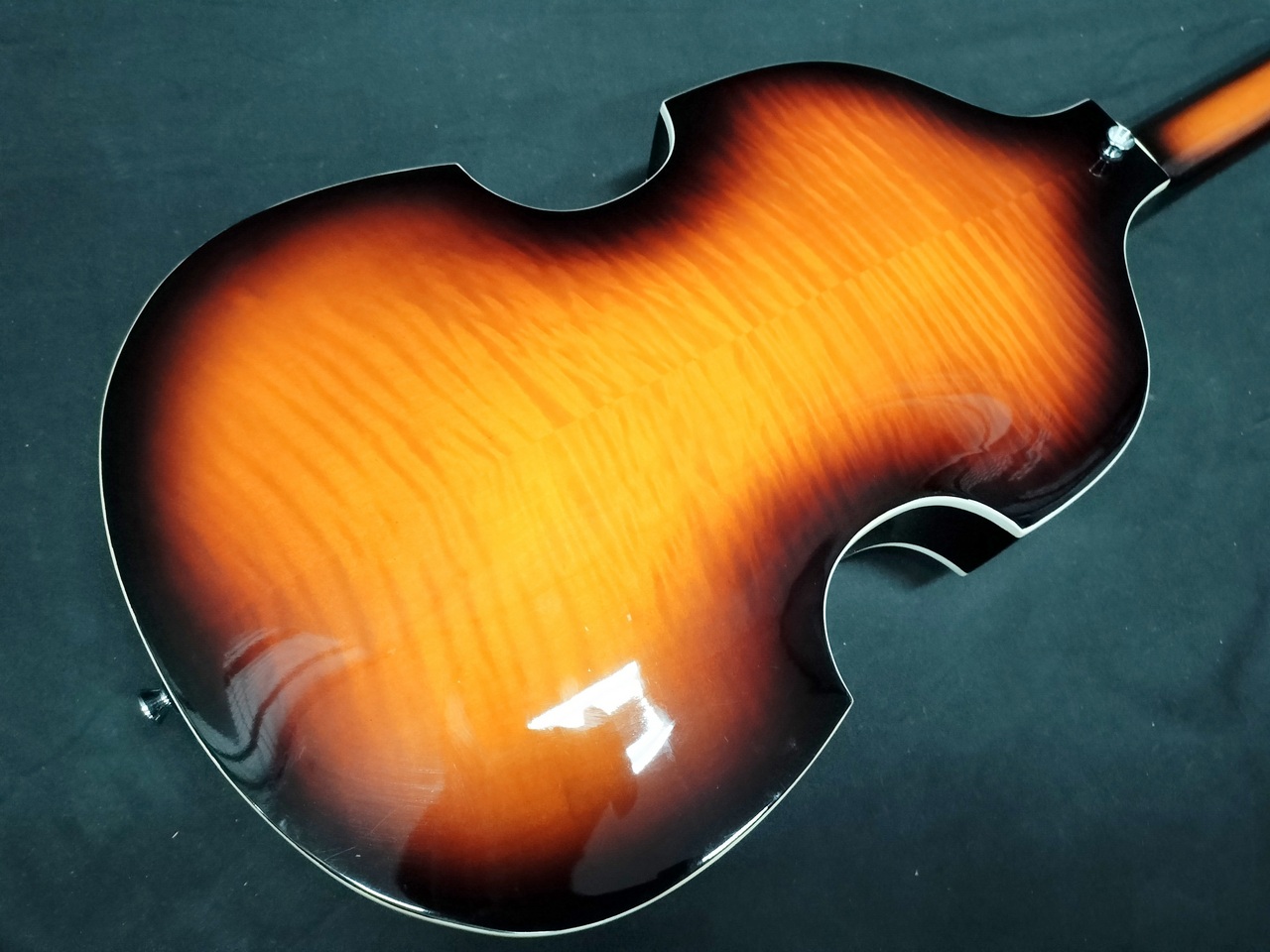 美品 Hofner B Bass Hi-Series ベース ラメブラック Amazon | Hofner Violin Bass Artist Black エレキベース