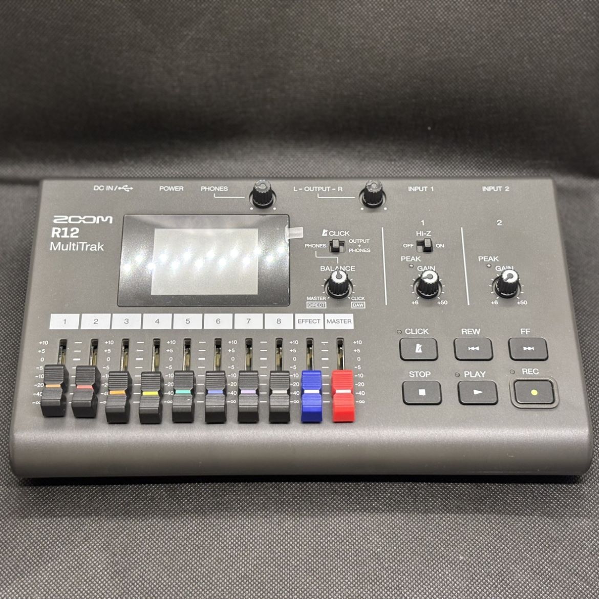 ZOOM R12 MultiTrak（B級特価/送料無料）【楽器検索デジマート】