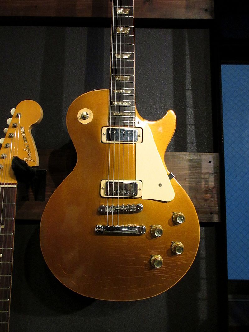 r*d様 Gibson Les Paul ゴールド r*d様 Gibson Les Paul ゴールド