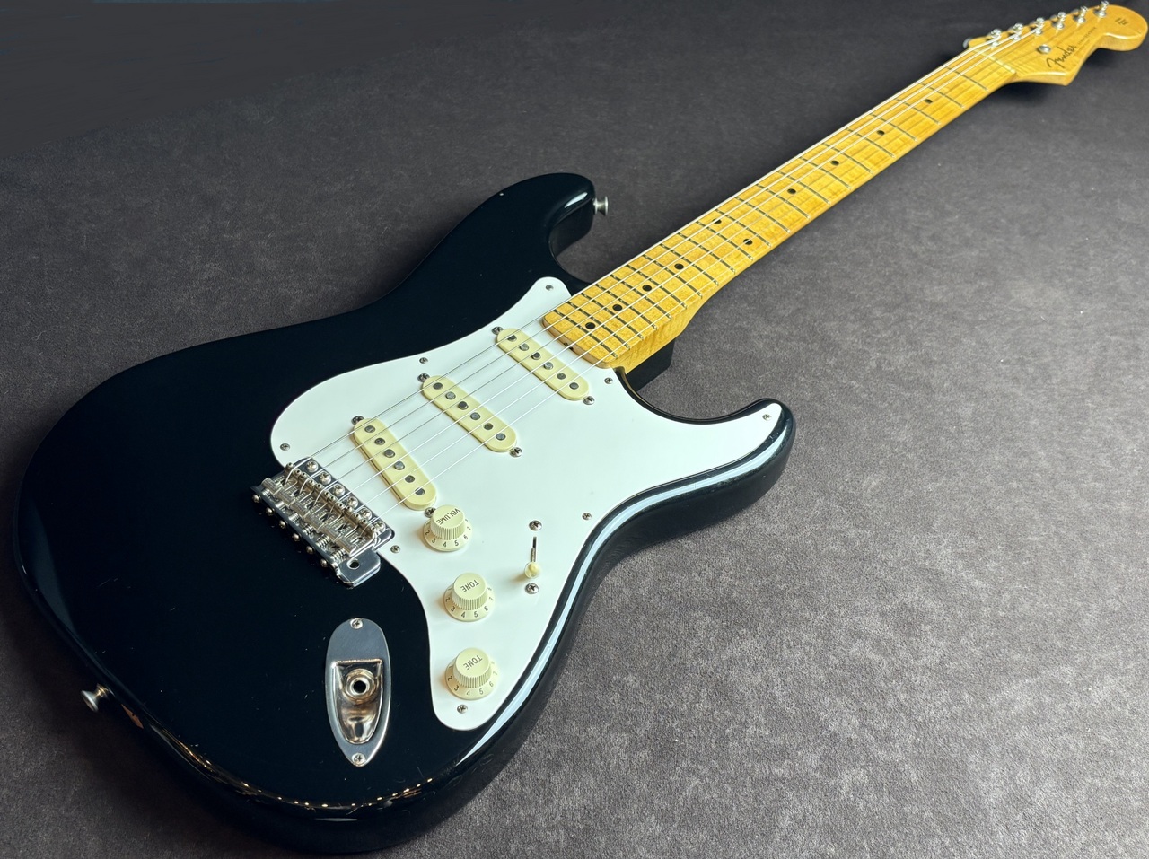 入手困難 激レア限定品！ Fender Japan ST54 40th anniversary SRG フェンダー ジャパン ストラト ショアラインゴールド st-54 fender japan (extradネック\u0026 st54 40thボディ) fender japan (extrad