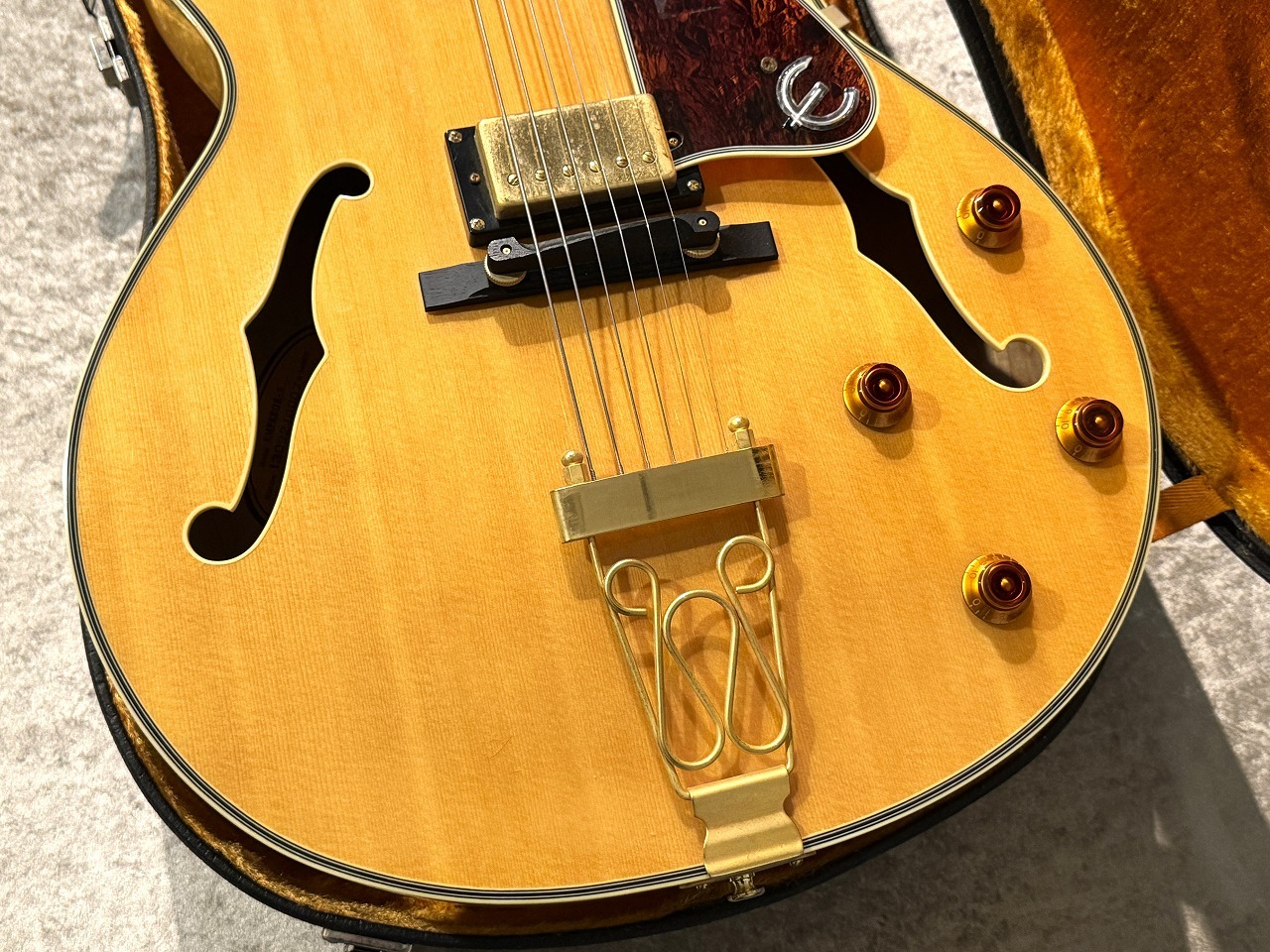 Epiphone 【USED】 Joe Pass EmperoII NAT 【3.13kg】【2013年製