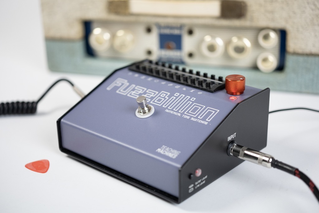 FuzzBillion ファズペダル TEACHING MACHINES - FuzzBillion – LEP INTERNATIONAL