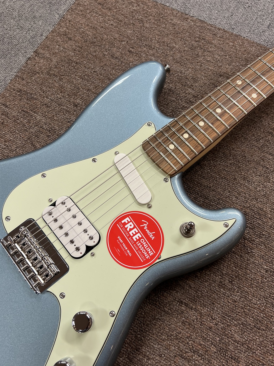 Fender Player Duo-Sonic HS, Pau Ferro Fingerboard, Ice Blue  Metallic（新品）【楽器検索デジマート】