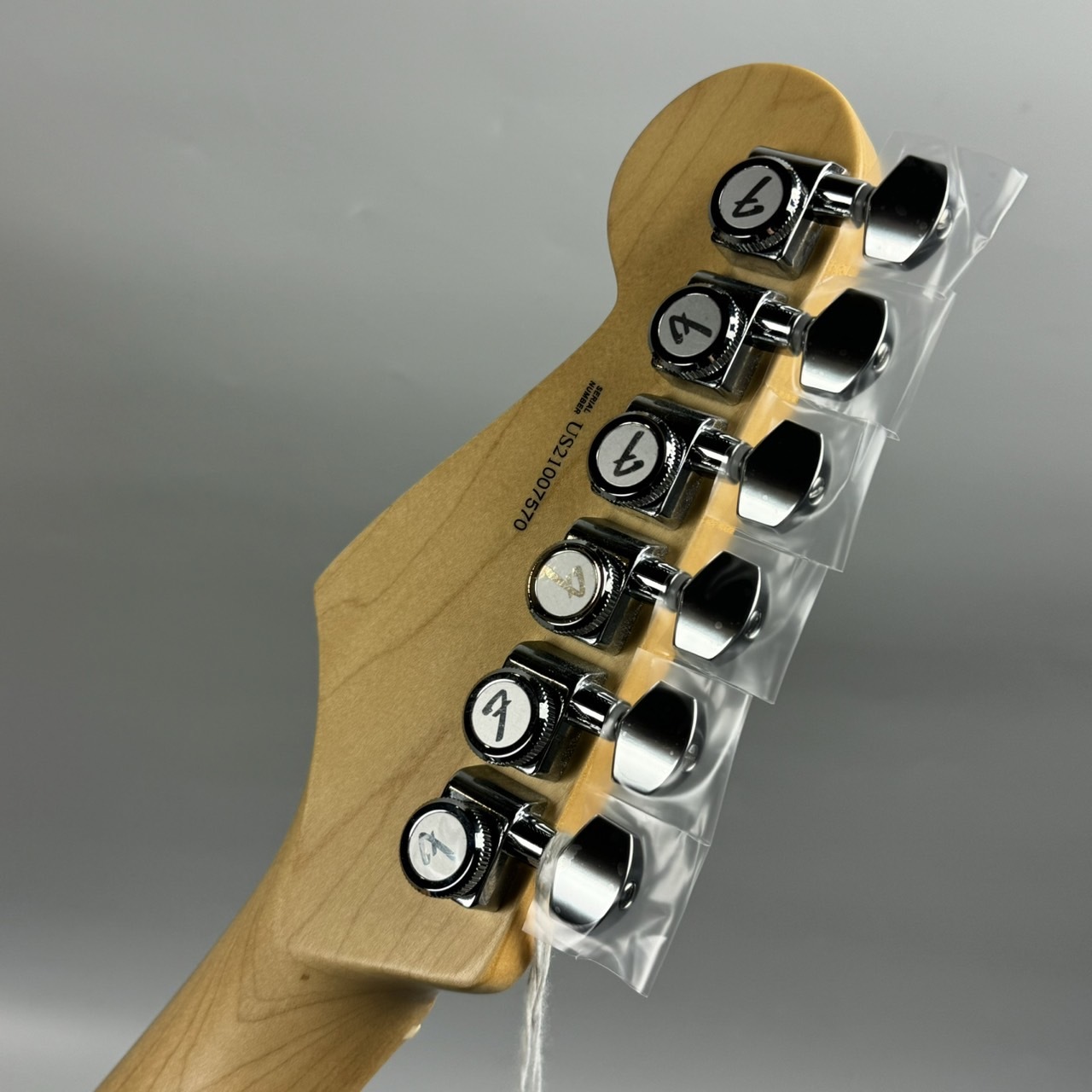 Fender AM SHOWCASE ST SSH エレキギター【独占限定モデル】【現物写真 