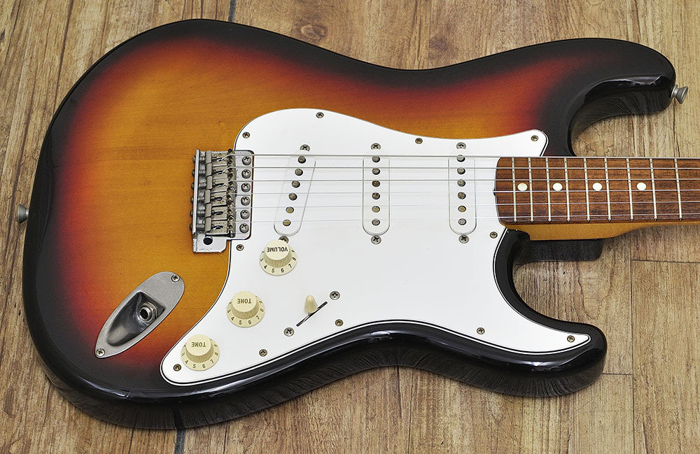 Fender Japan ST62-US（中古）【楽器検索デジマート】