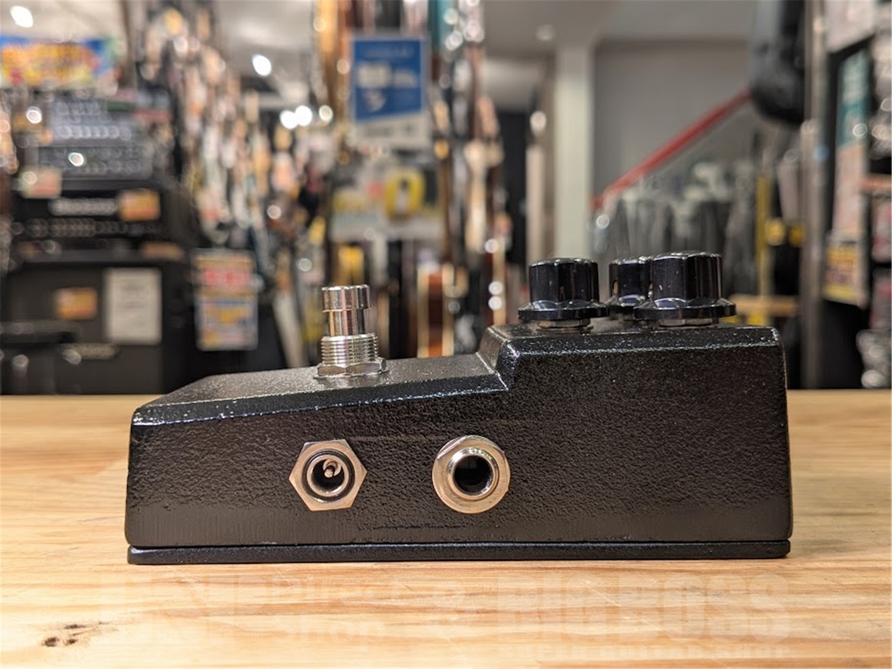 南部鉄器エフェクター 黒船 KUROFUNE FUZZ kgr harmony 黒船 KUROFUNE ファズ《南部鉄器エフェクター》 | kgr harmony