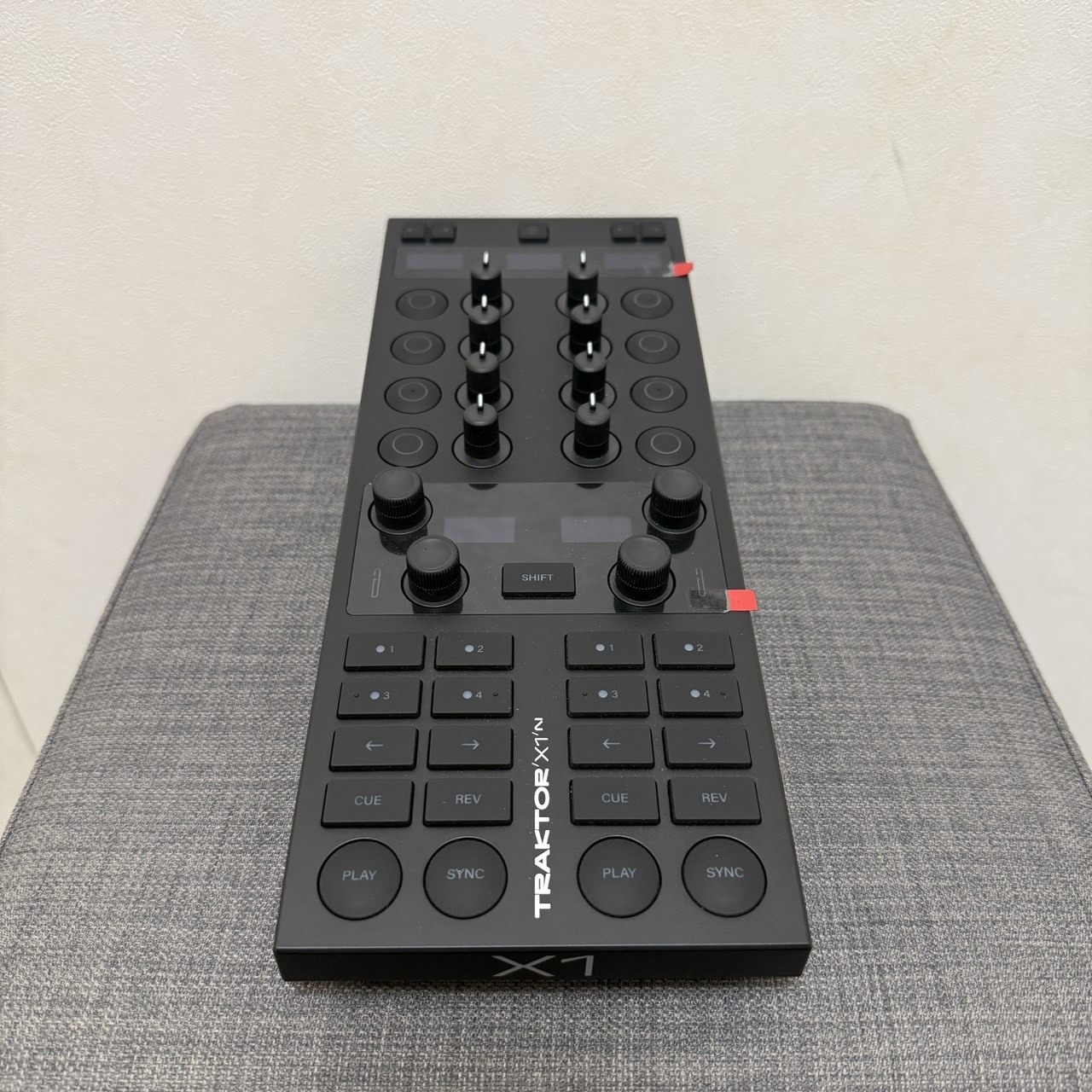 【美品】Native instruments TRAKTOR X1 mk3 NATIVE INSTRUMENTS TRAKTOR X1 MK3（中古/送料無料）【楽器検索