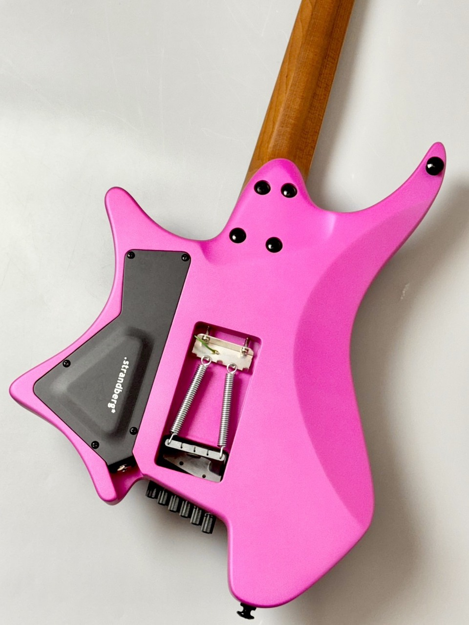 strandberg Boden Standard N2.6T Electric Fuchsia Metallic-C2514489