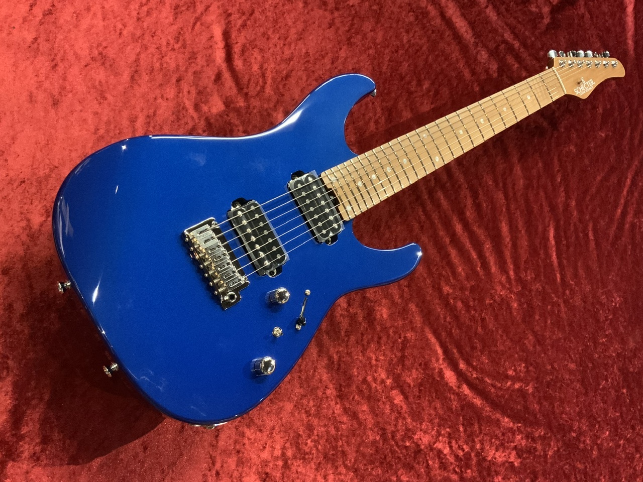 Schecter エレキギターＮVモデル (MADE IN JAPAN) 1fd2e89117b7425fa8422ad14bbde0