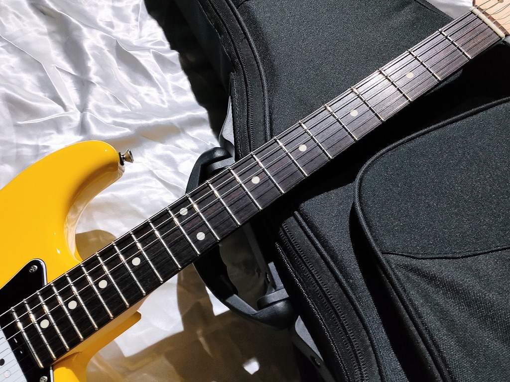 Red House 【超美品】General S /SSS Alder/Rosewood Ferrari