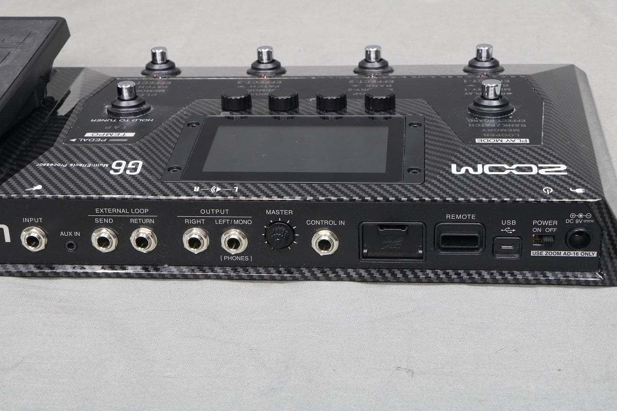 ZOOM G6 Multi-Effects Processor ケース＆BTA-1付属 【御茶ノ水