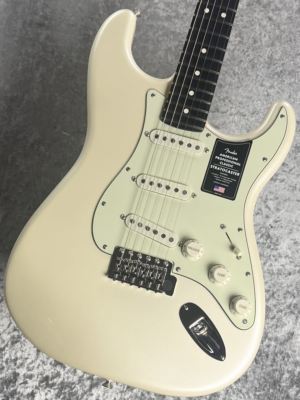 Fender FSR American Professional Classic Stratocaster / Olympic