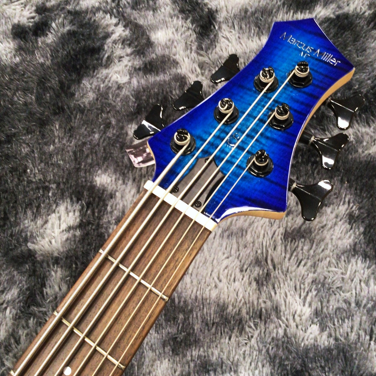 Sire Marcus Miller M7 6st TBL (Transparent Blue) 【マーカスミラー