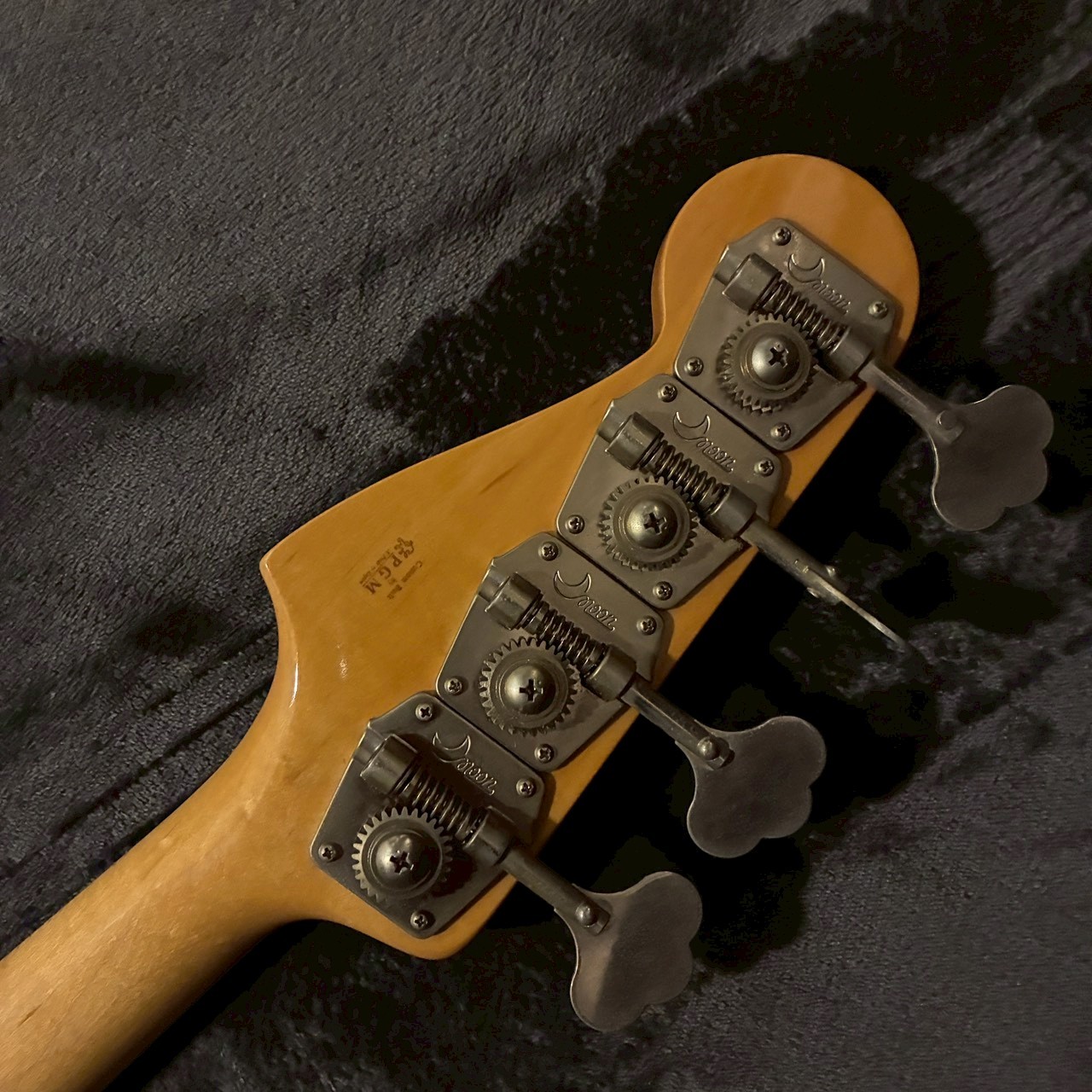 Moon JB-4 フレットレス 【USED】【4.2㎏】（中古）【楽器検索デジマート】