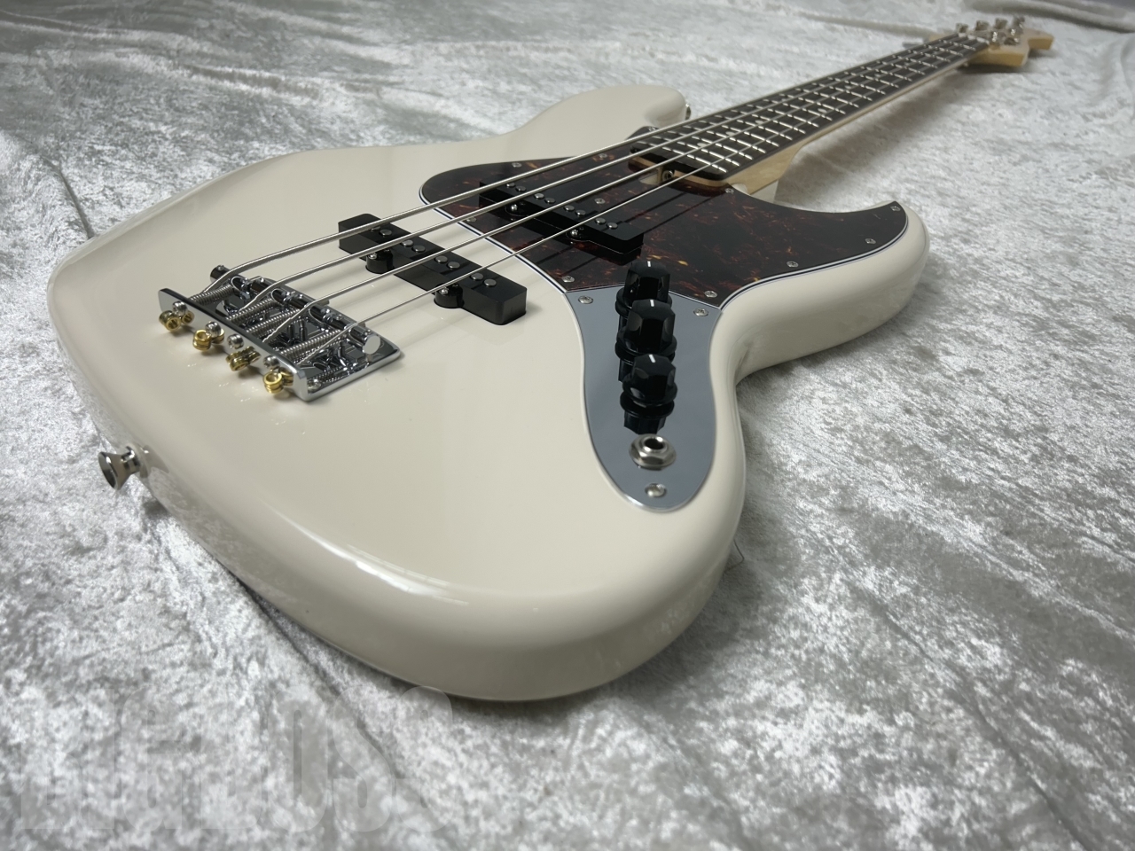 NJB100RAL-VWH フジゲン　エレキベース NJB100RAL-VWH : Neo Classic NJB |NJB100RAL-VWH : Neo Classic NJB