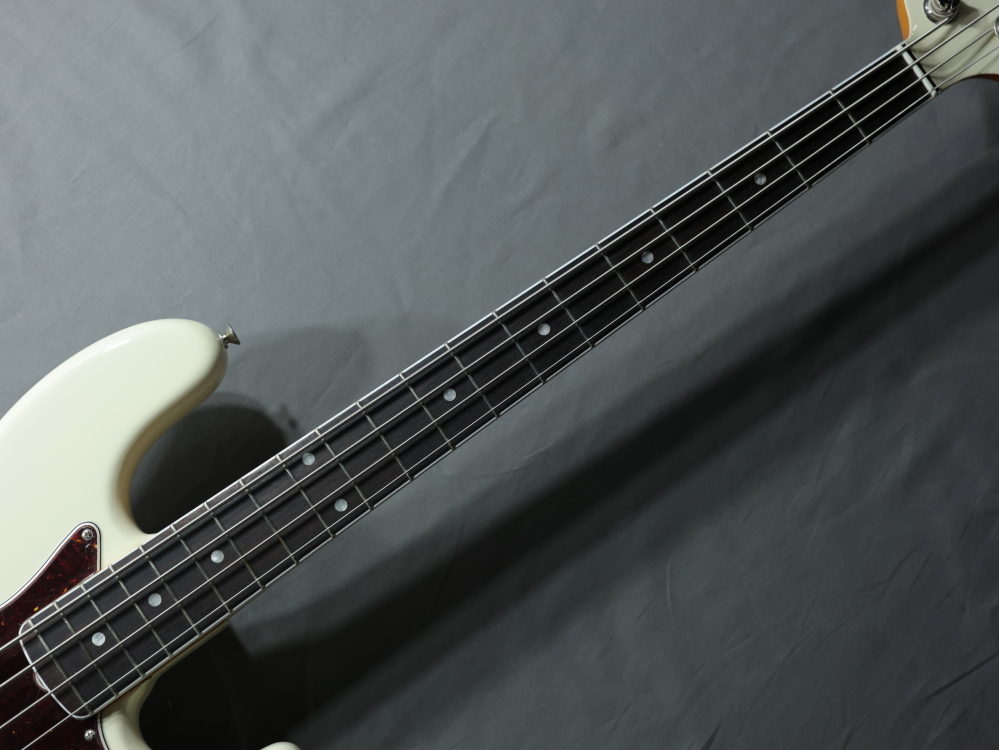 fender_180810_main-thumb-