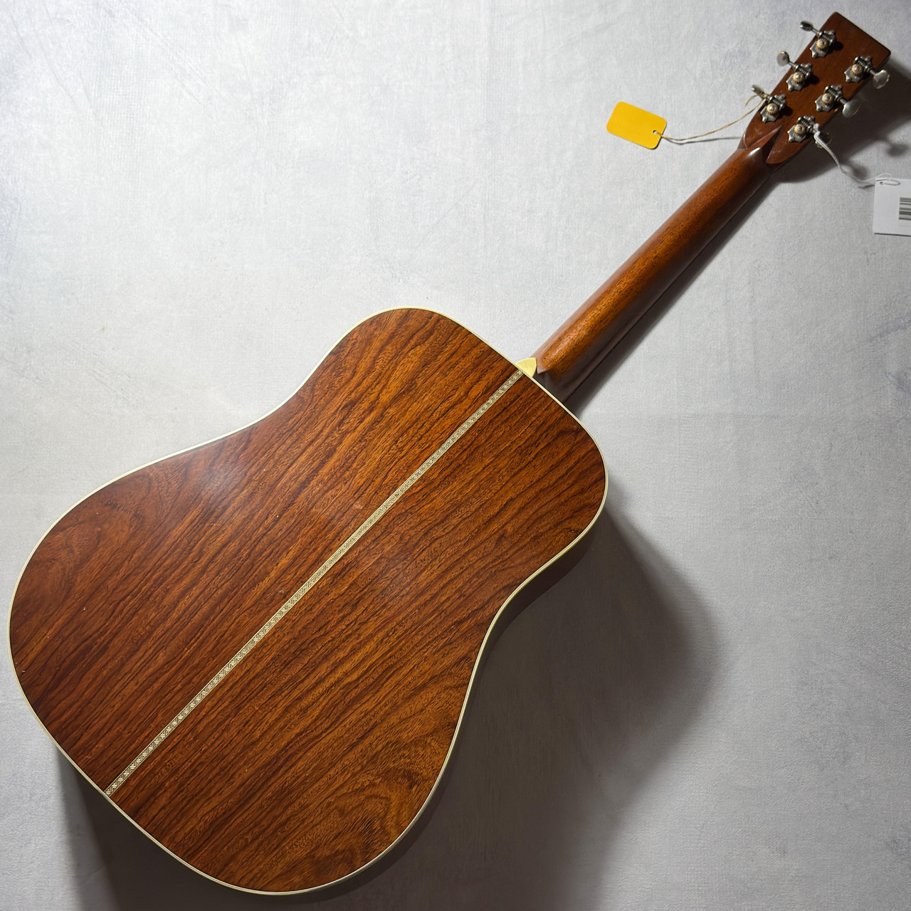 Martin D28 シリアルナンバー入り木製プレートです。 マーティンのシリアル番号と製造年｜大阪・豊中の質屋マルカ