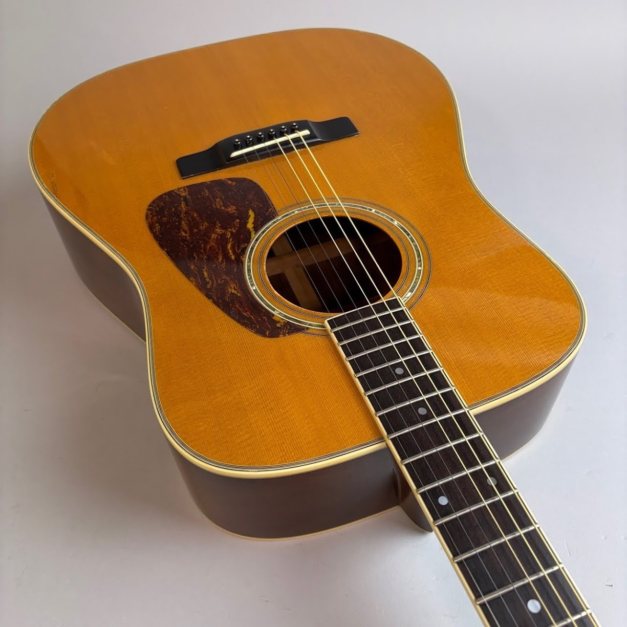 Morris M601 / モーリス　ギター　ハードケース付き Morris M601 / モーリス ギター ハードケース付き MORRIS M601