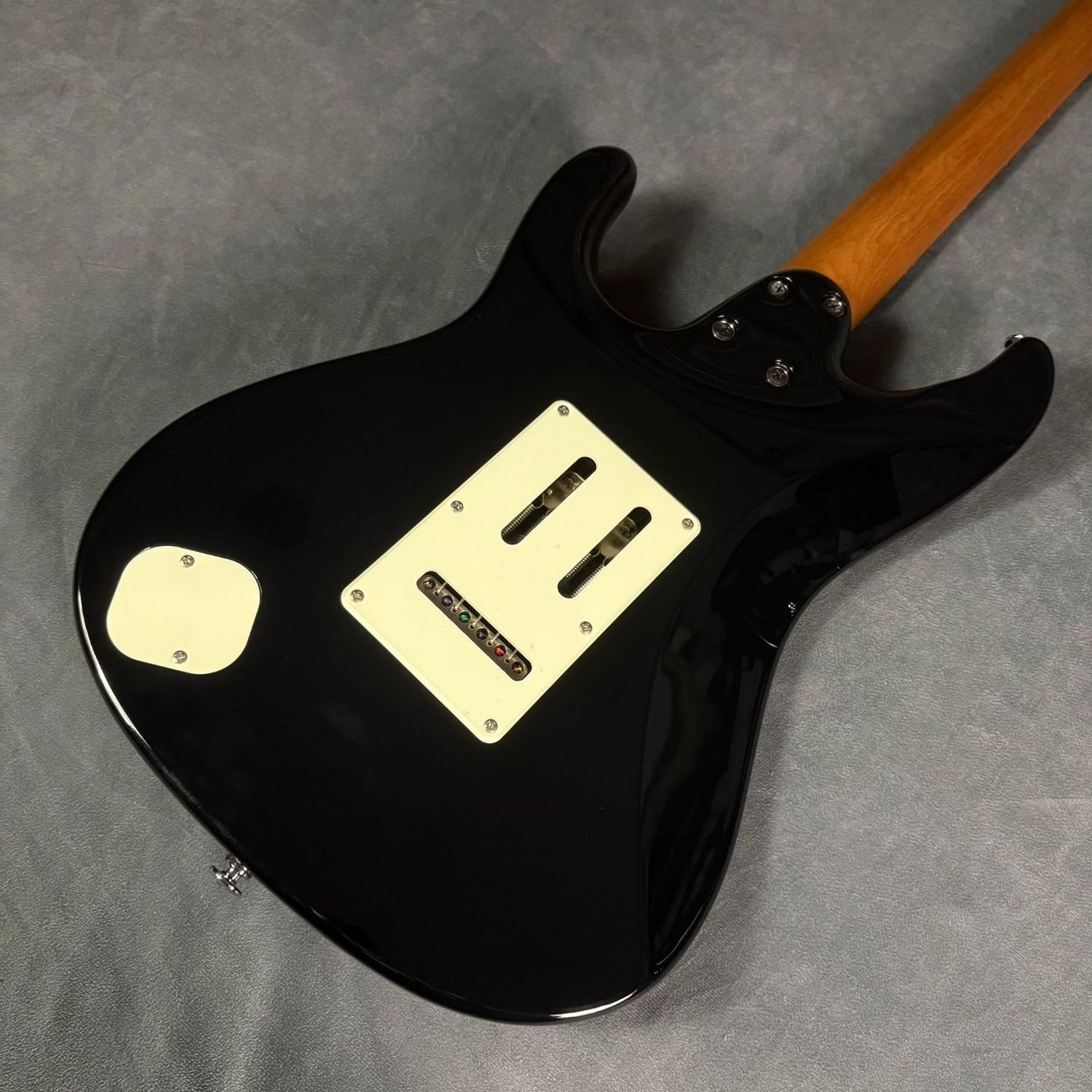 Ibanez AZ2203N BK エレキギター AZ-Nシリーズ 【現物画像】（新品特価