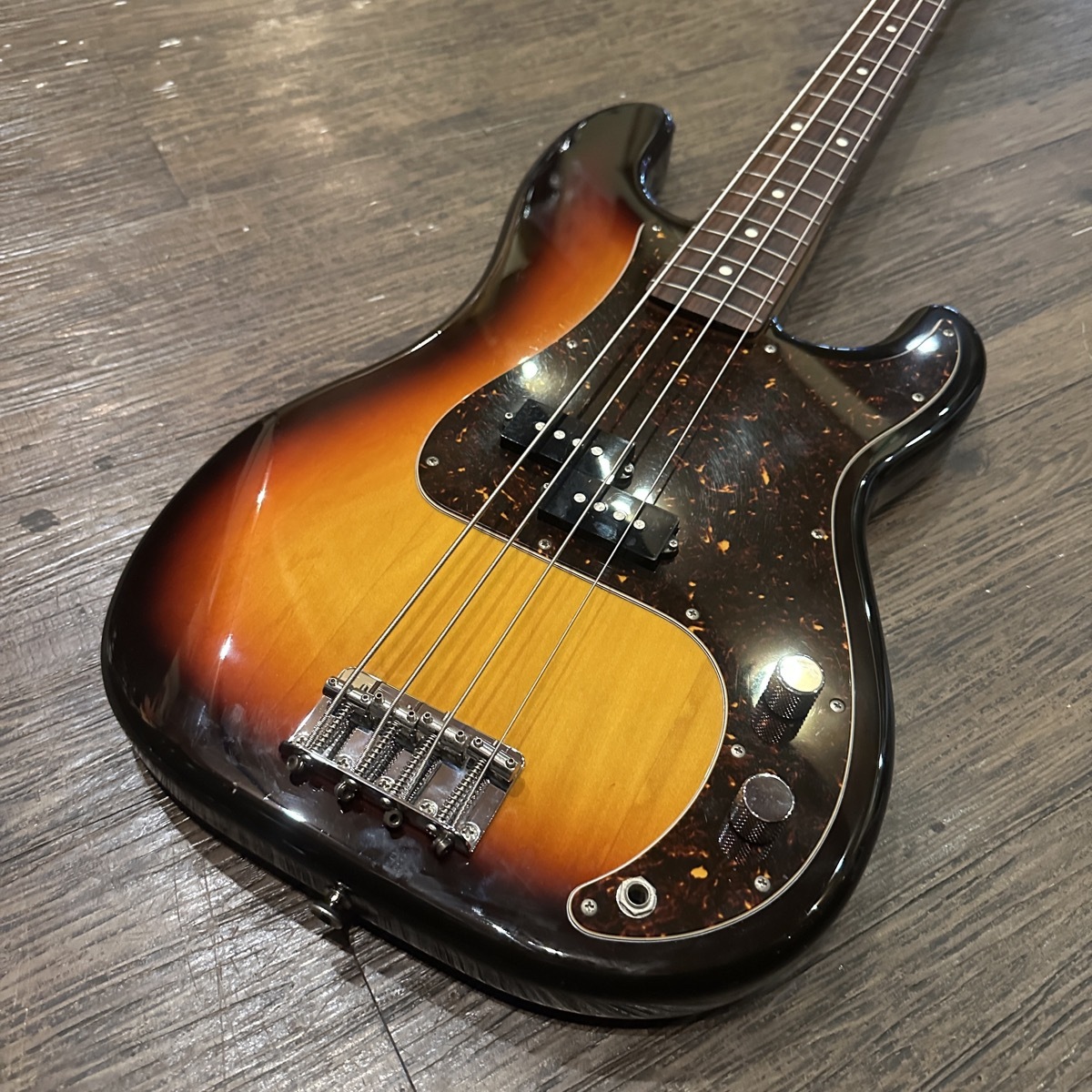 Fender Japan Precision Bass 2017年製 Electric Bass（中古
