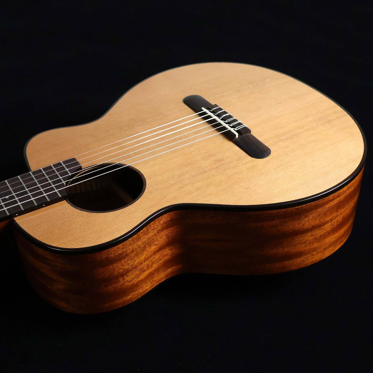 aNueNue aNN-MN14E S/N：AM22589 【ミニギター】【エレガット】 【未