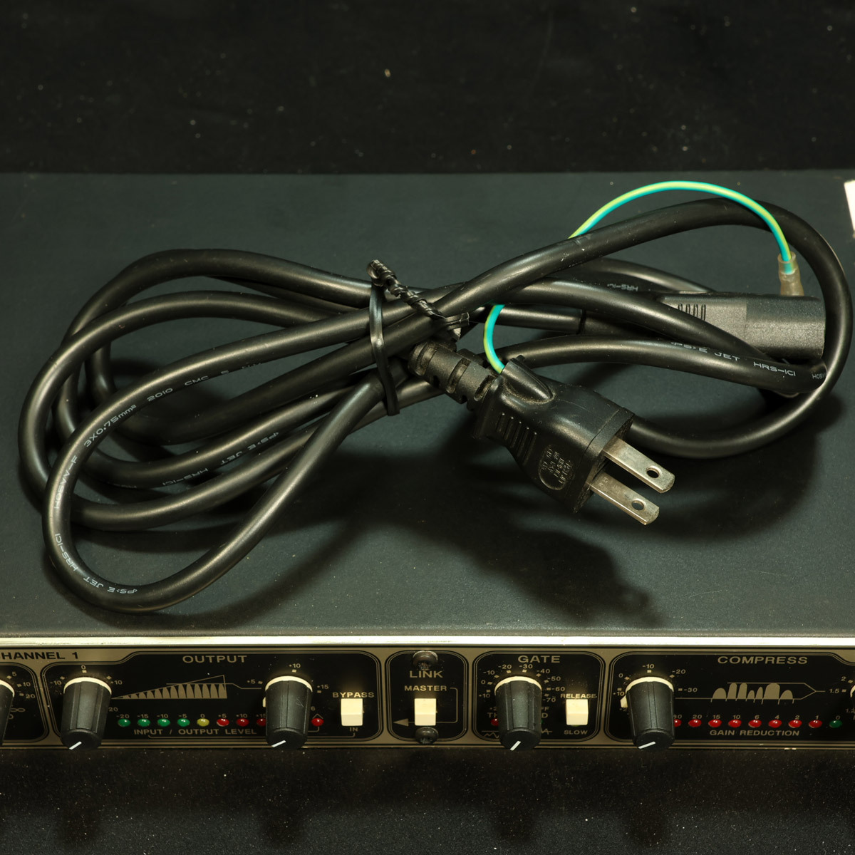 DRAWMER MX30 デュアルゲーテッドコンプレッサー (ジャンク) DRAWMER MX30 デュアルゲーテッドコンプレッサー (ジャンク) DRAWMER