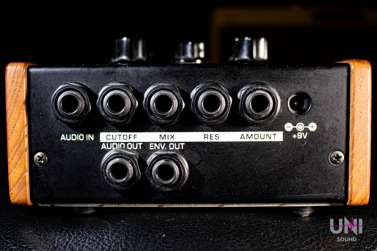 Moogerfooger MF-101 Lowpass Filter 極美品 used】moog / MoogerFooger MF-101 LOWPASS FILTER【GIB横浜