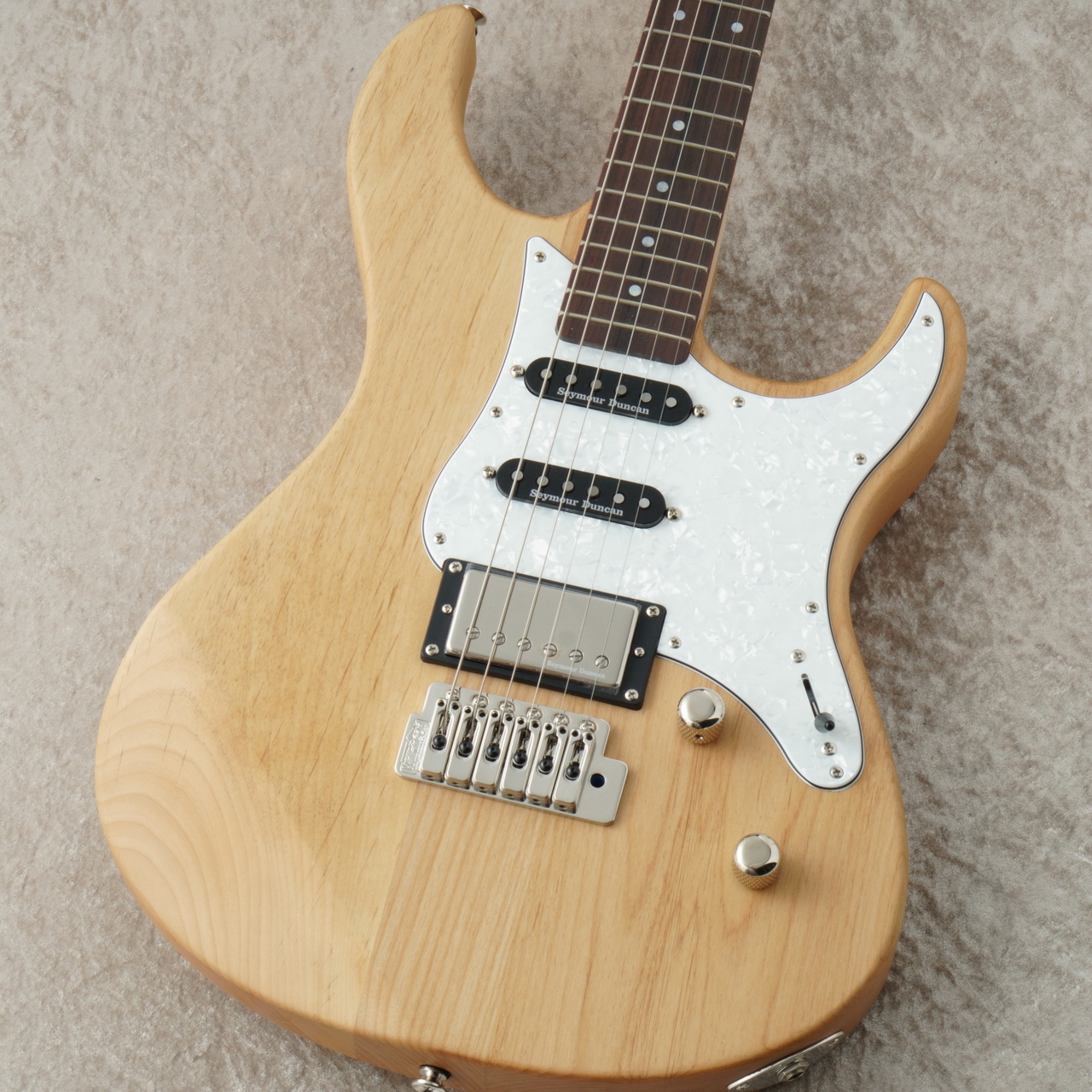 YAMAHA PACIFICA PAC612VIIX -Yellow Natural Satin / YNS
