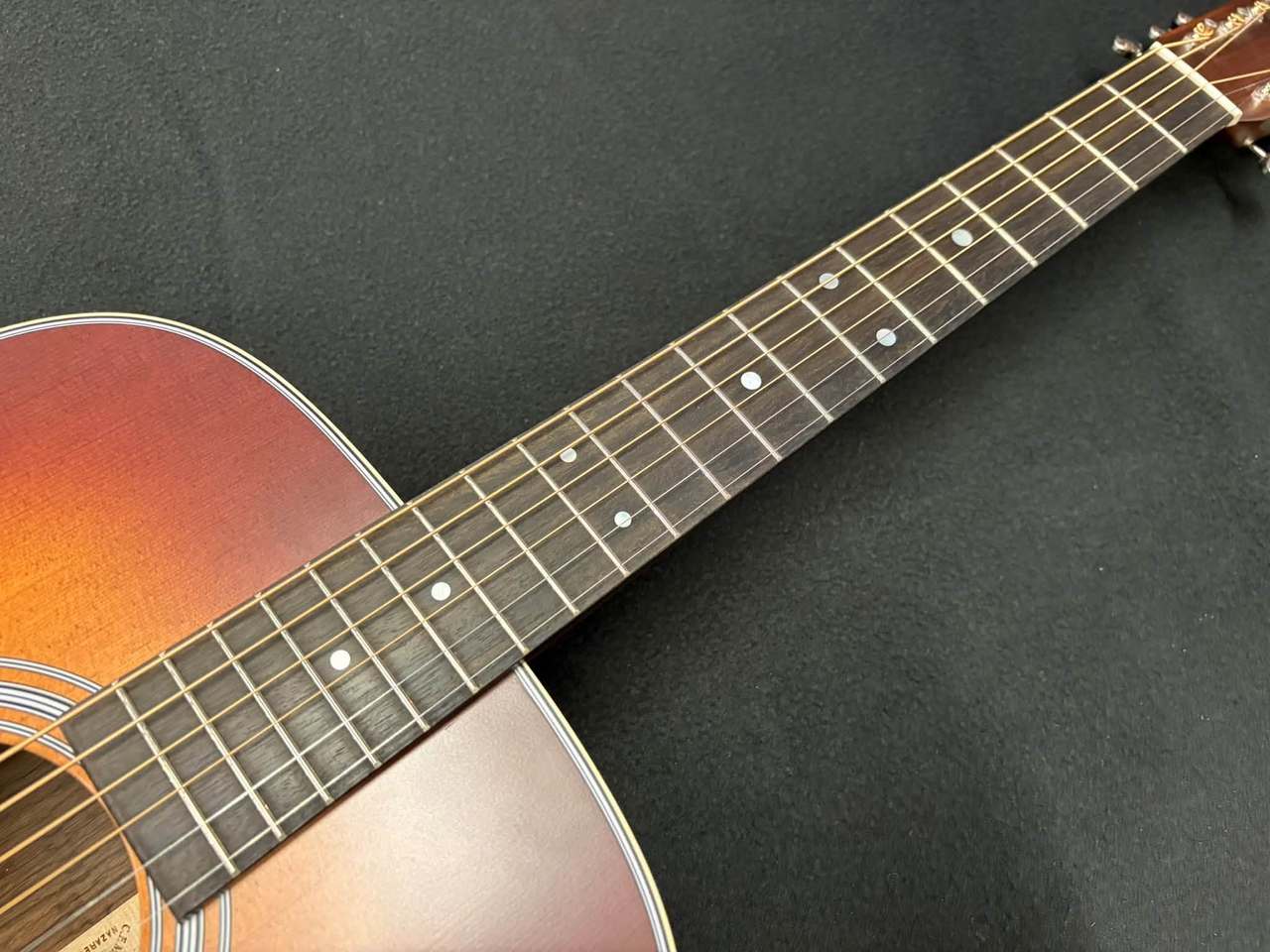Martin D-28 Standard Satin Amberburst (2024年製・旧モデル)（新品