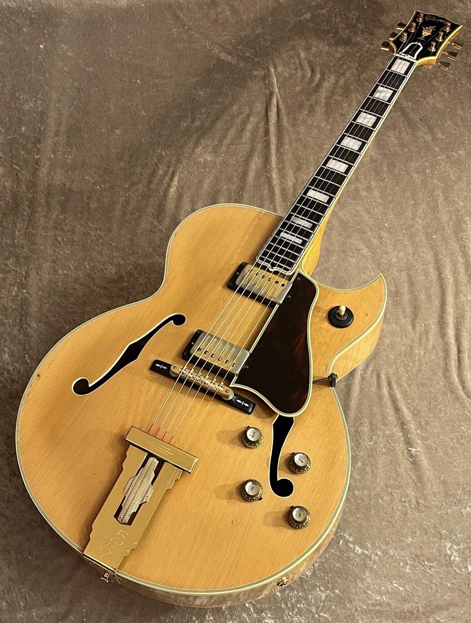 c*い様 ヴィンテージギター Gibson 【Vintage】 L-5CES Natural 1967年製[フローレンタイン][3.47