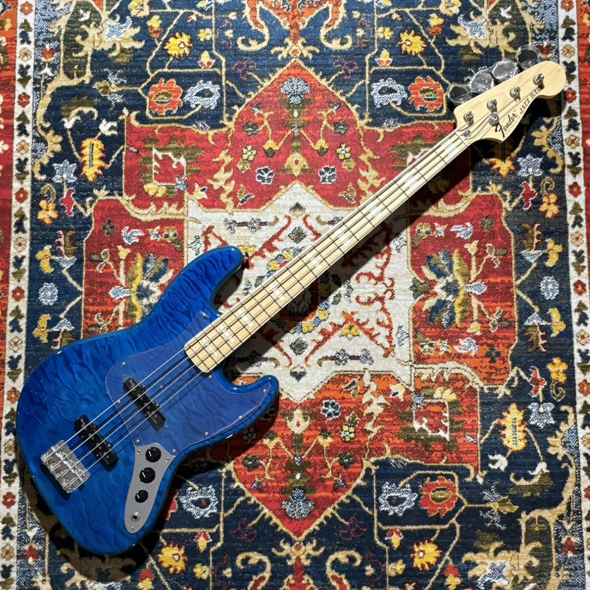 Fender FSR Made in Japan Traditional II 70s JazzBass Carribian
