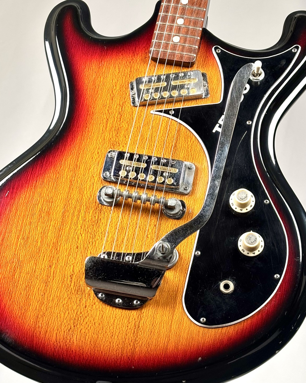 Teisco 【1960年代製】V2 -Sunburst- w/ Gold Foil Pickups【3.66kg
