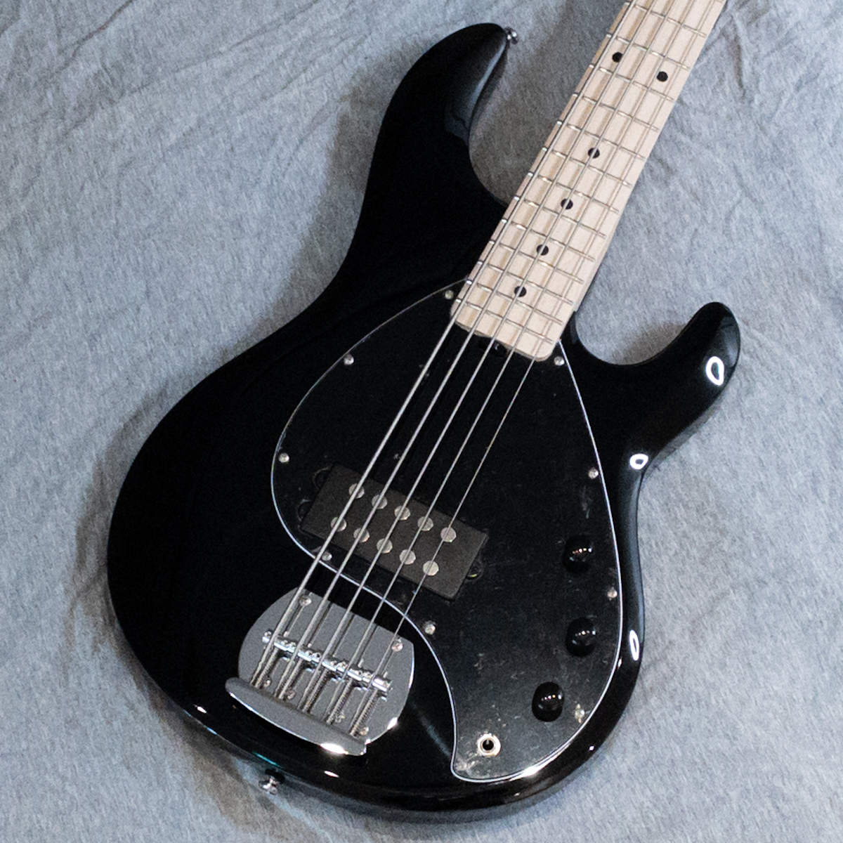 Sterling by MUSIC MAN SUB RAY 5 BK M1（新品特価）【楽器検索デジマート】