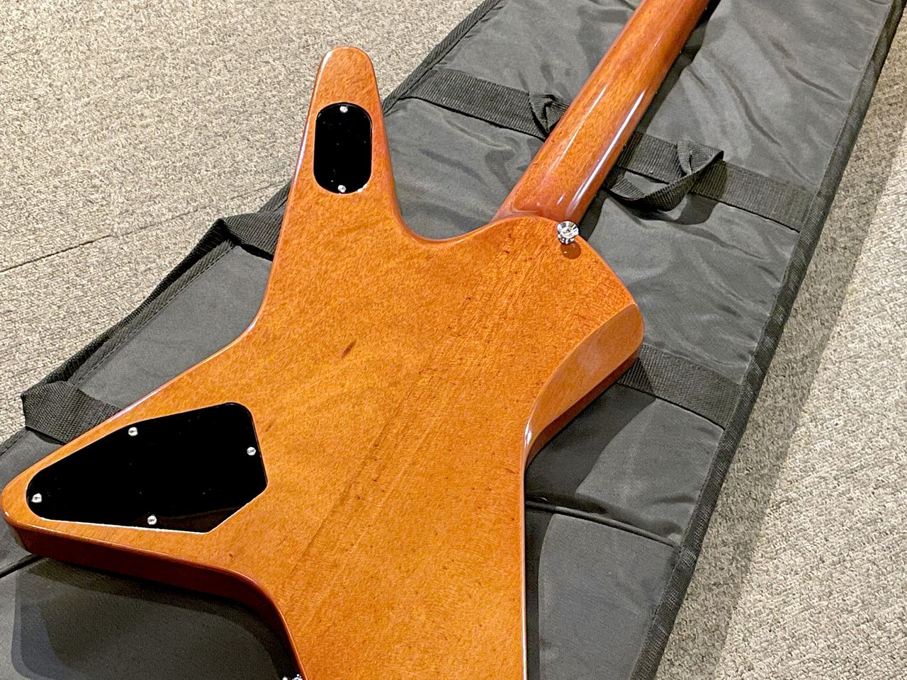 【手渡し限定】E-CS-Classic EDWARDS E-CS-CLASSIC（中古）【楽器検索デジマート】