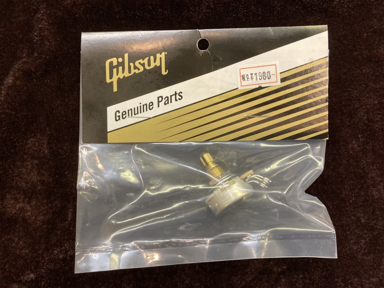 Gibson PPAT-059 Historic Spec Potentiometer 500K Audio Taper Short Shaft ポット  / カーブ（新品/送料無料）【楽器検索デジマート】