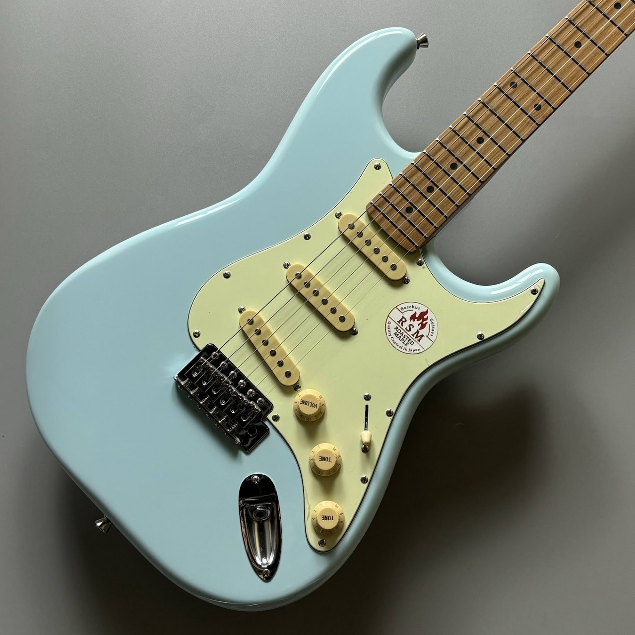 Bacchus BST-1-RSM/M エレキギター ストラトタイプ ローステッド