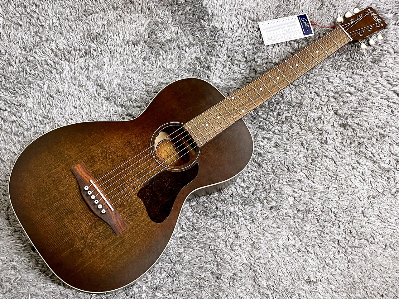 Art&Lutherie Roadhouse A/E Bourbon Burst 【アウトレット特価