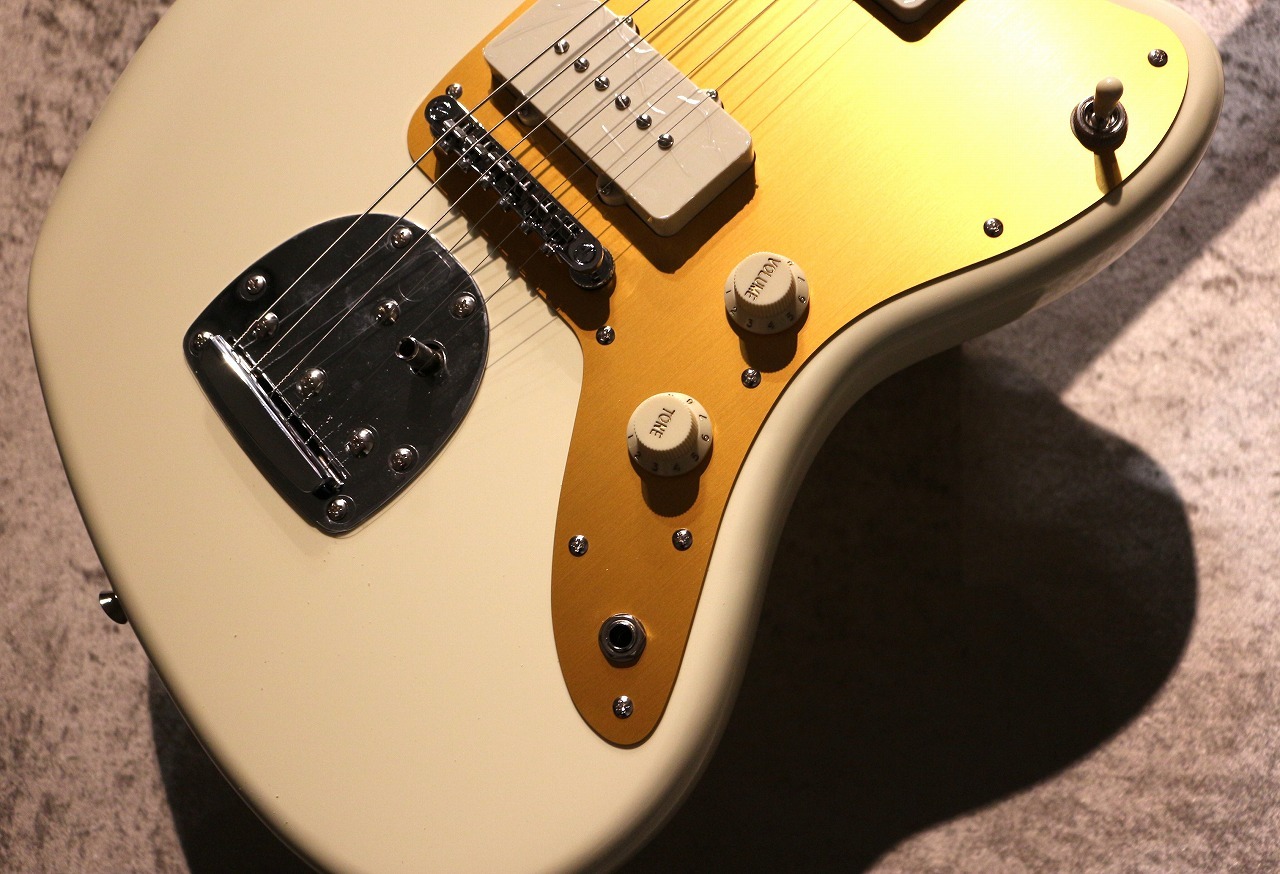 Squier by Fender 【人気モデル!】J Mascis Jazzmaster ~Vintage