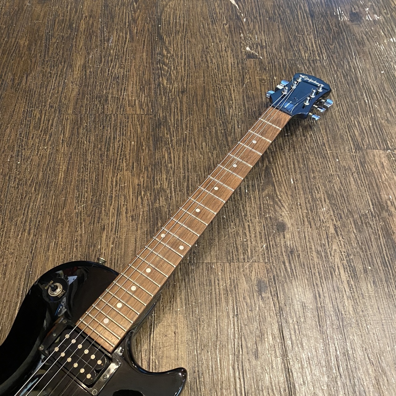 Epiphone Les Paul Studio 2000年代 Electric Guitar（中古/送料無料