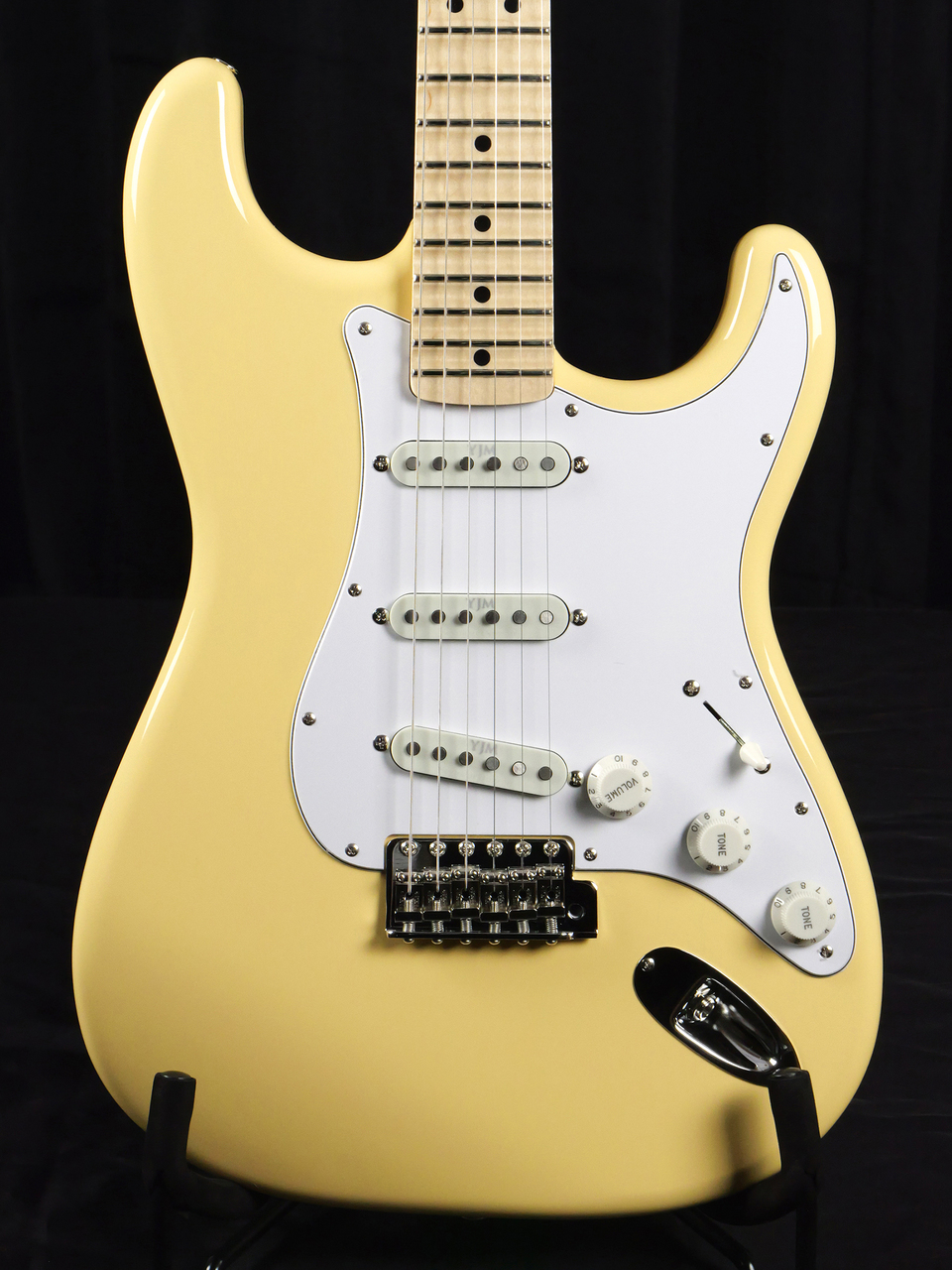 Fender Yngwie Malmsteen Stratocaster 2023 (Vintage White)（新品 