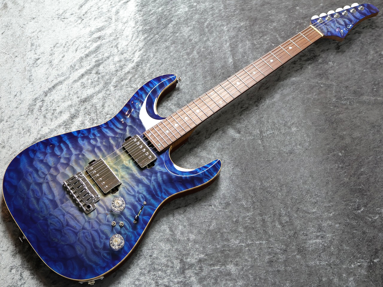 T's Guitars DST-Pro24 Carved 5A Quilt Maple Honduras Mahogany Aqua