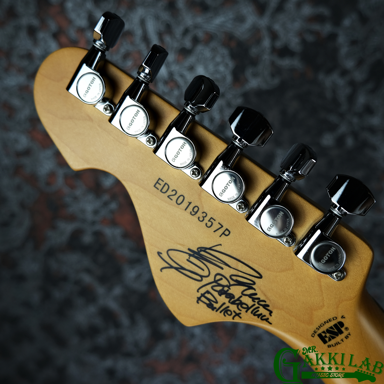 EDWARDS E-Trickster / 3 Tone Sunburst【3.45kg】【直筆サイン
