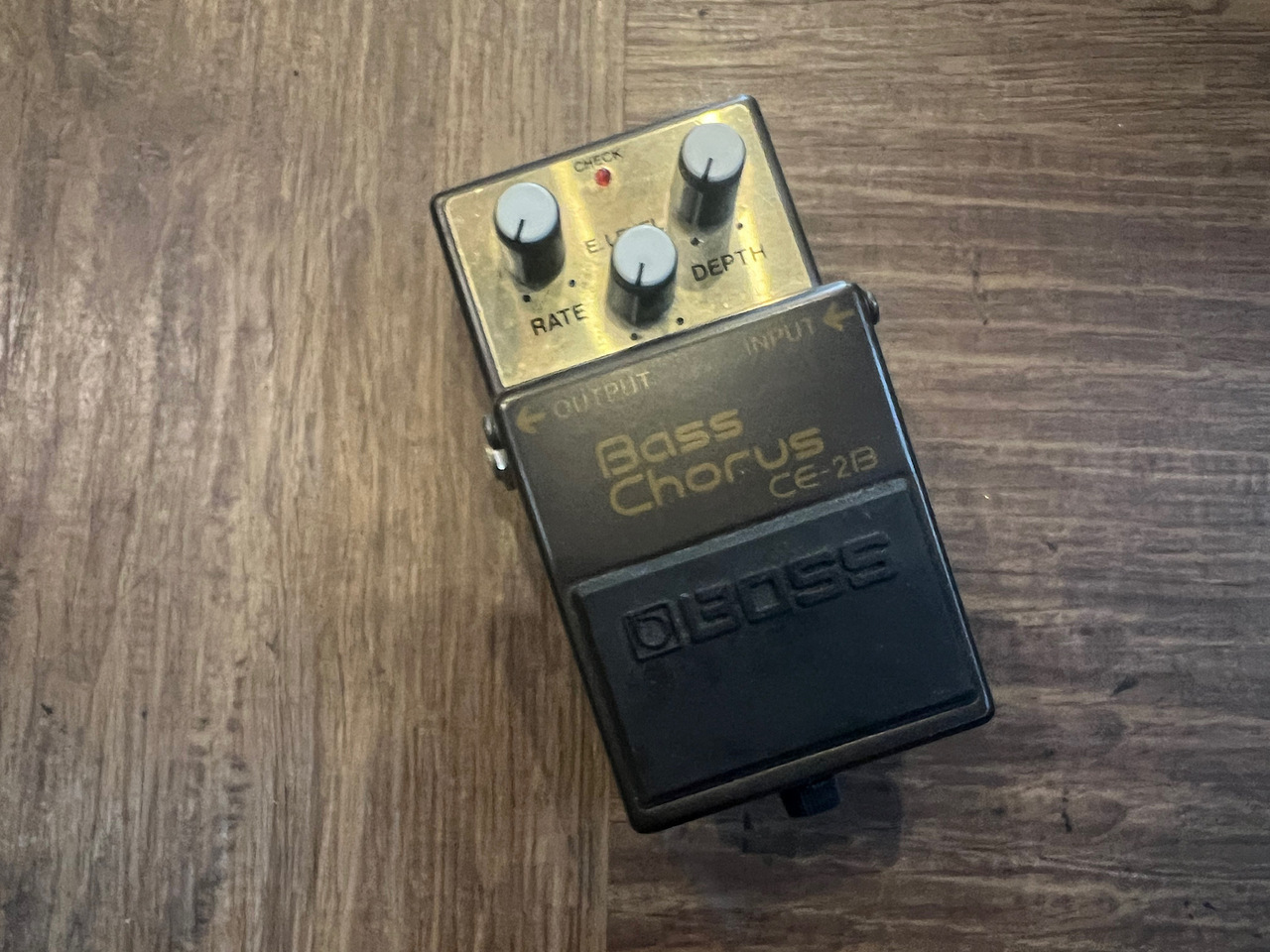 BOSS CE-2B（中古）【楽器検索デジマート】