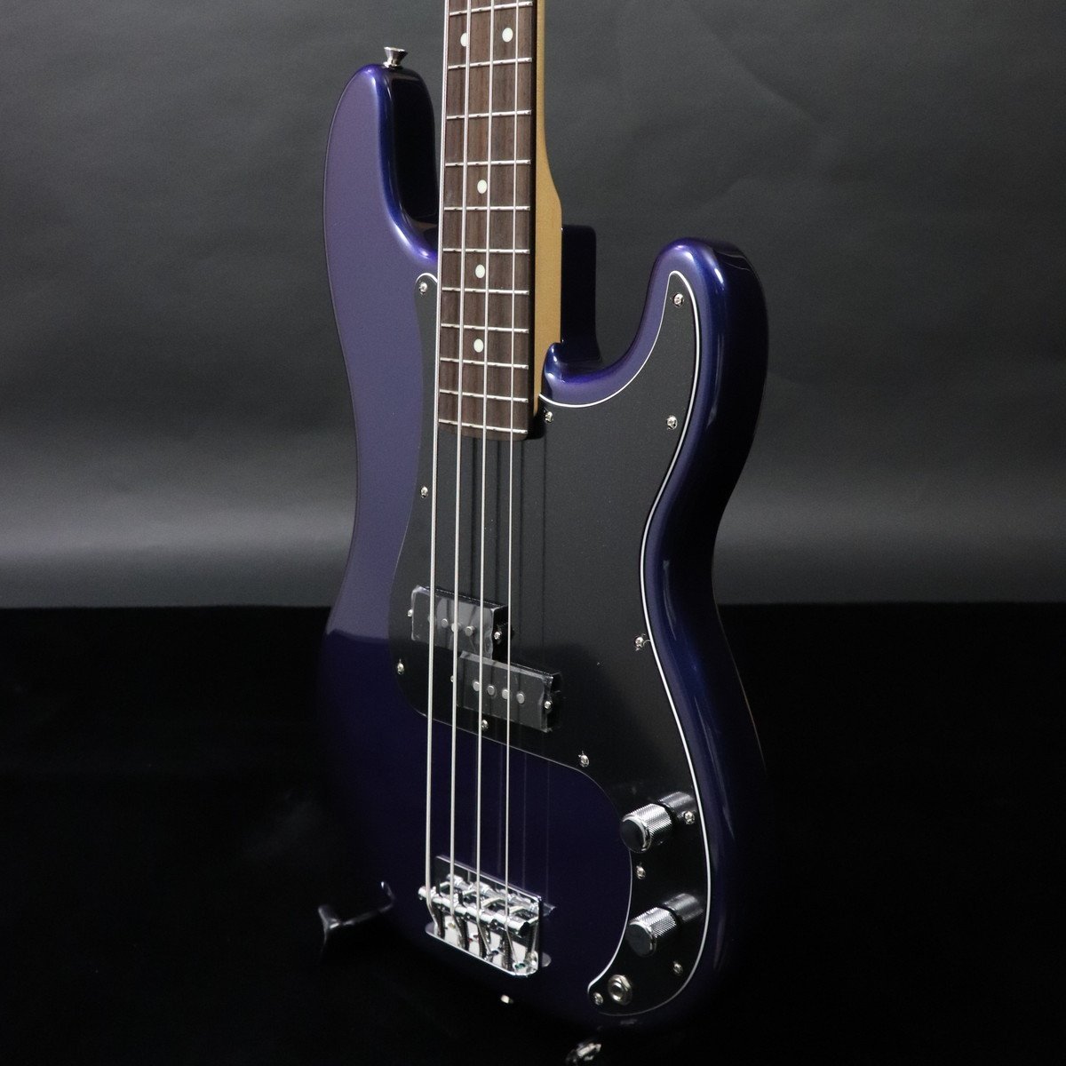 専用ページ2　BASSBASS様 Amazon | Fender パーツ Fender® HiMass™ 4-String Bass Bridge