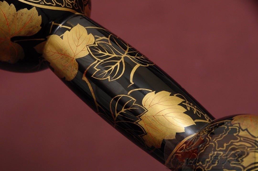 小鼓胴 【和楽器大決算SALE!!】小鼓胴 瓢箪葵蒔絵小鼓胴、古革